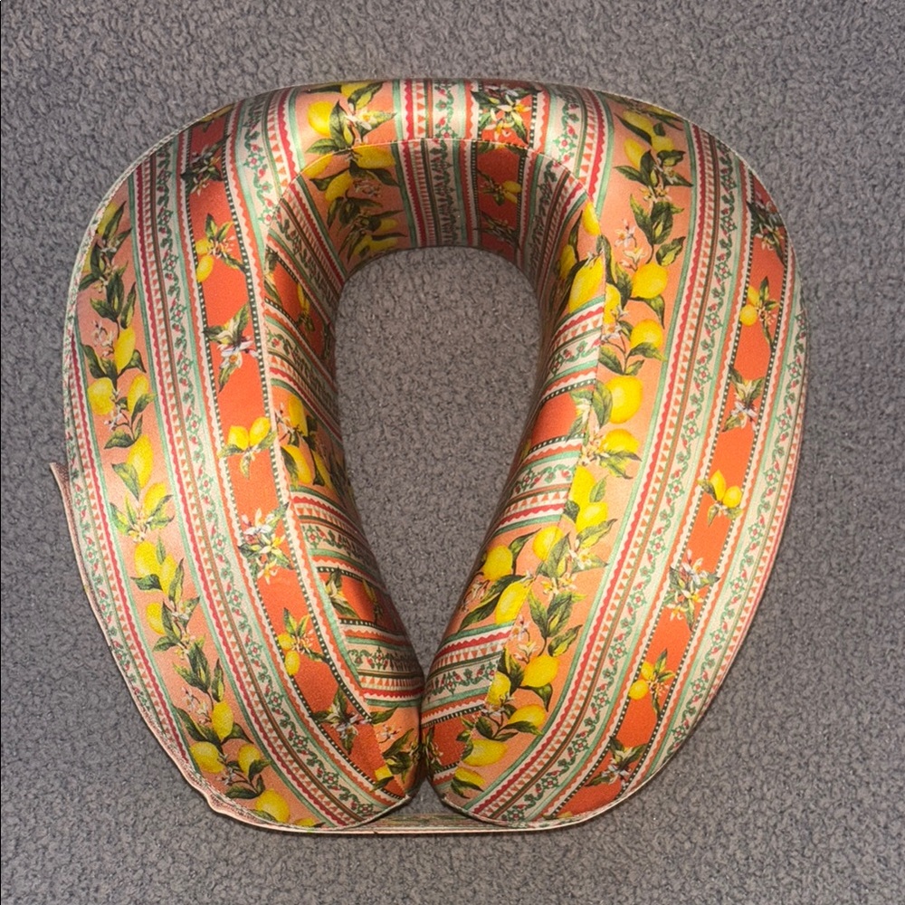 Slip - Silk Floral Travel Neck Pillow